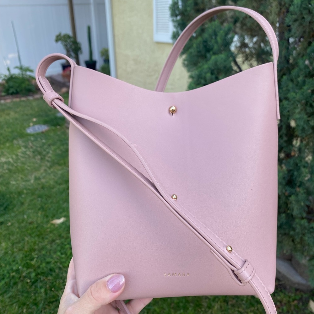 Never used Samara Medium Shoulder Bag in Peony